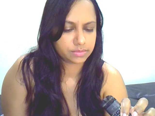 swaness10 live cam on BongaCams