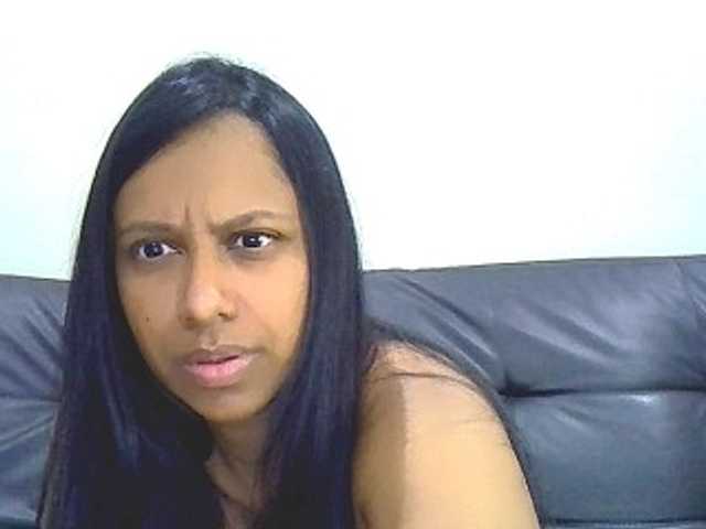 swaness10 live cam on BongaCams
