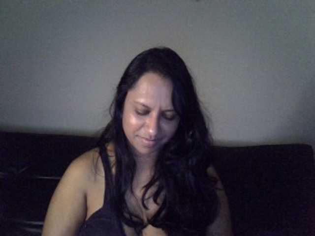 swaness10 live cam on BongaCams