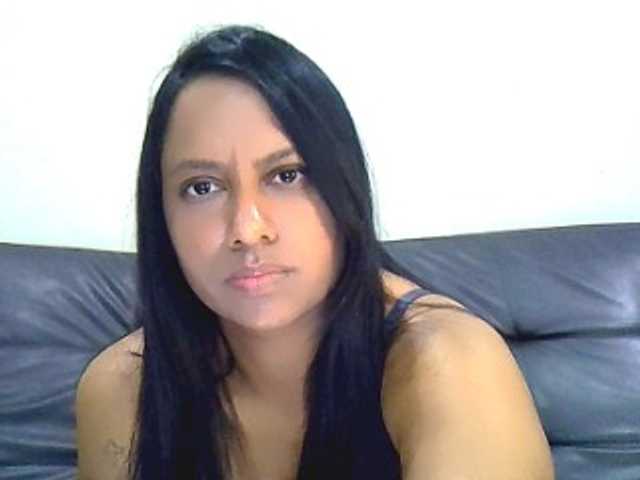 swaness10 live cam on BongaCams