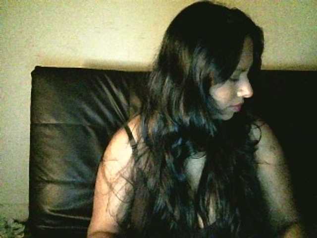 swaness10's BongaCams show and profile