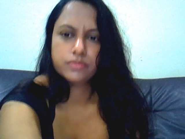 swaness10 live cam on BongaCams