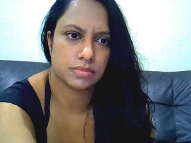 swaness10 live cam on BongaCams