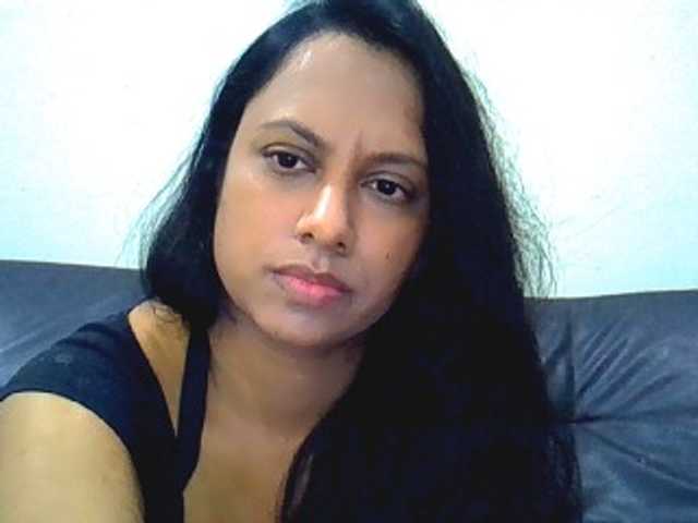 swaness10 live cam on BongaCams