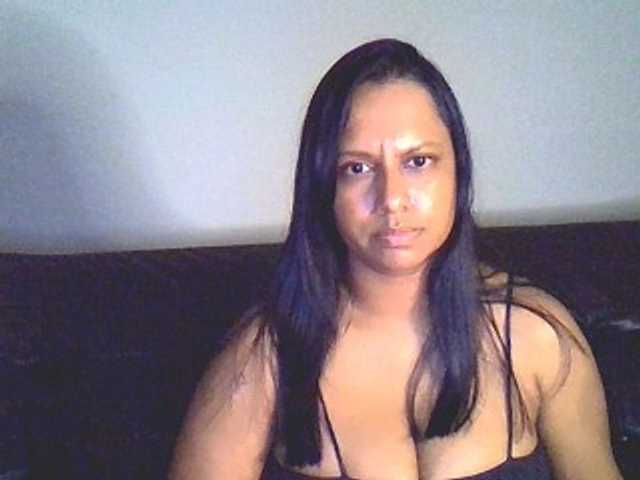 swaness10 live cam on BongaCams