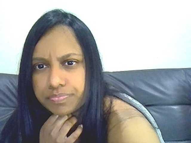 swaness10 live cam on BongaCams