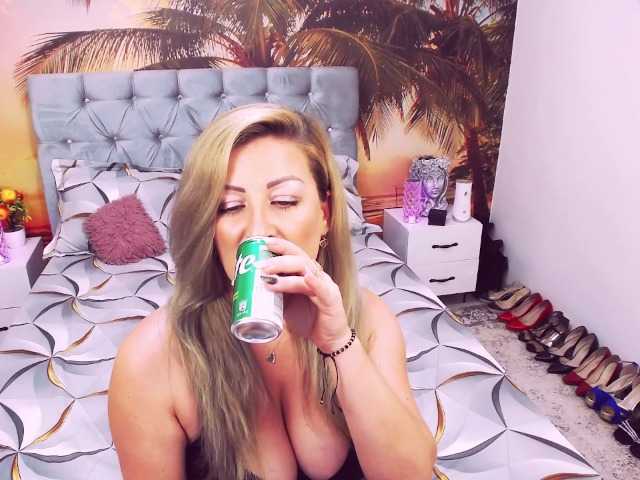eviajoness live cam on BongaCams