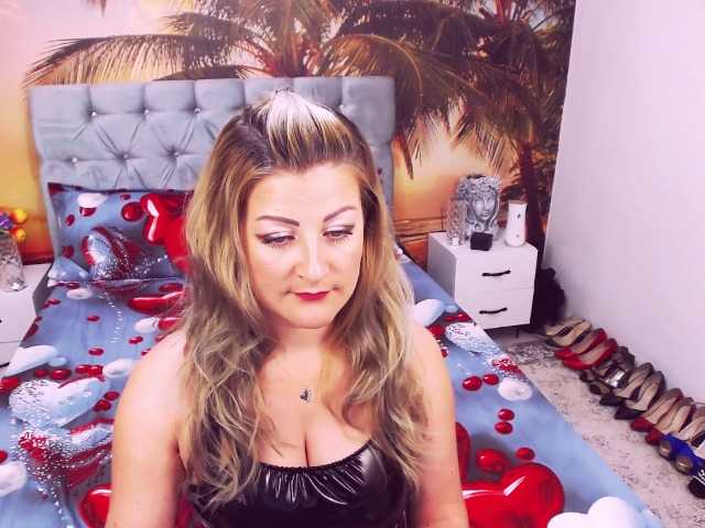 eviajoness live cam on BongaCams