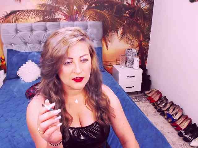 EviaJoness