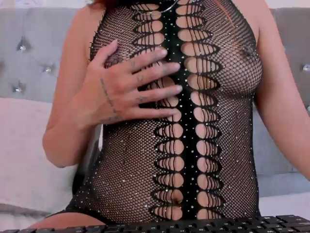 xionelagatee live cam on BongaCams