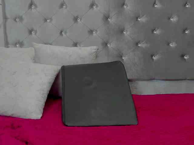 xionela webcam