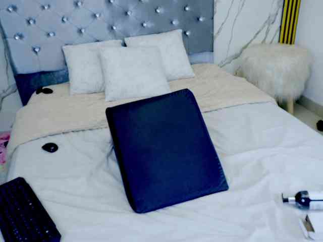 xionela webcam