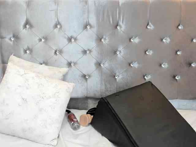 xionela webcam