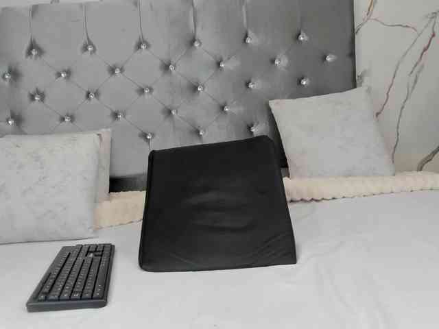xionela webcam