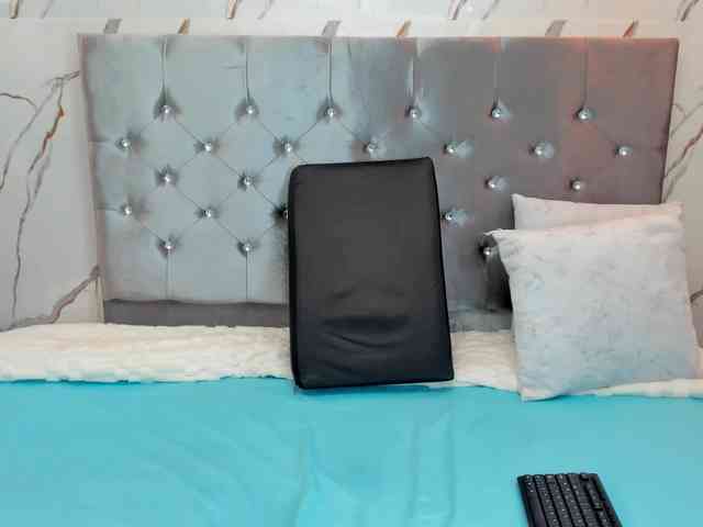 xionela webcam