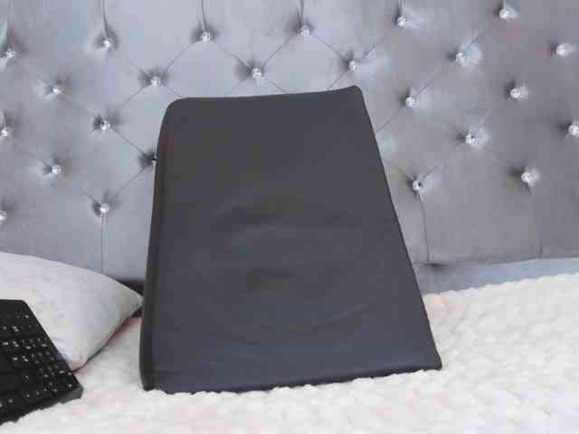 xionela webcam