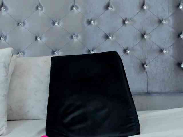 xionela webcam