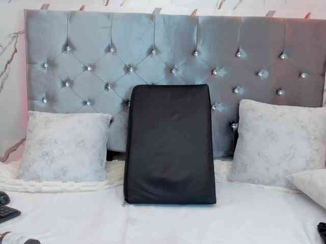 xionela webcam