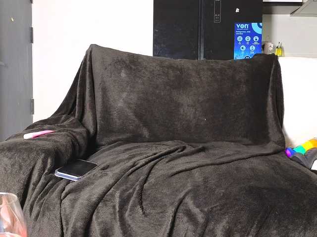 Assiology live cam on BongaCams