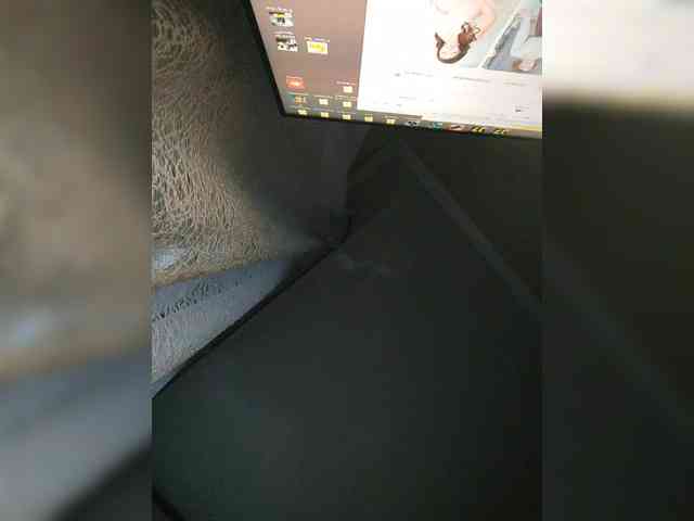 zhenka59a Live Webcam on BongaCams