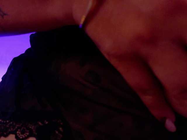 Kendalmiller live cam on BongaCams