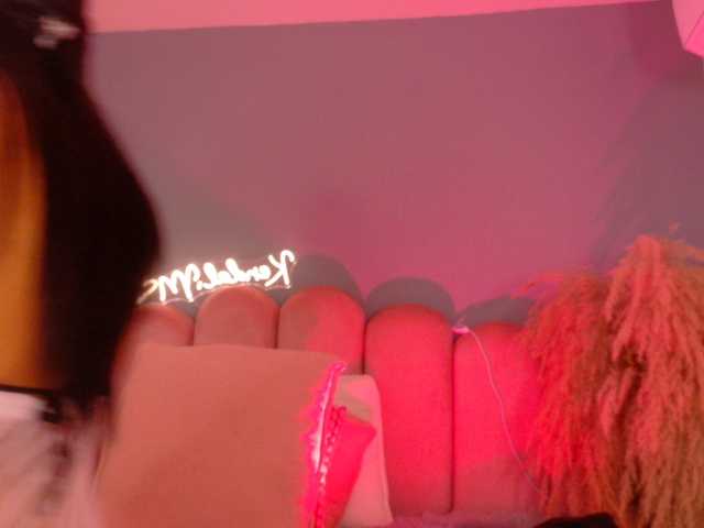 Kendalmiller live cam on BongaCams