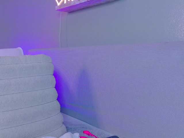 Kendalmiller live webcam show