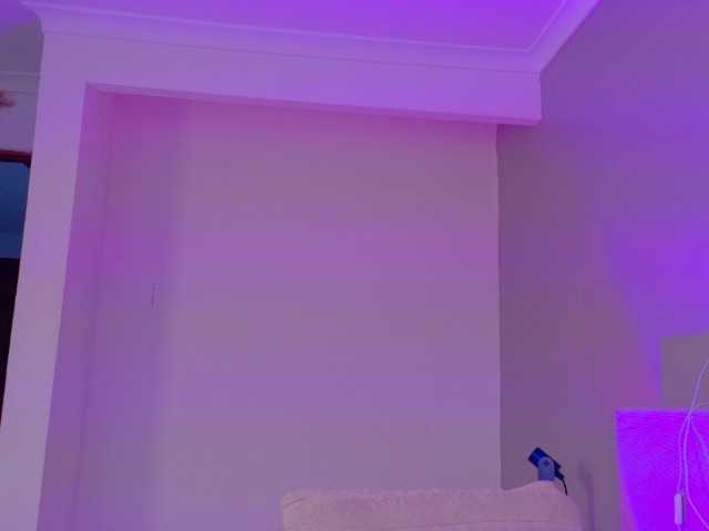 Kendalmiller live webcam show