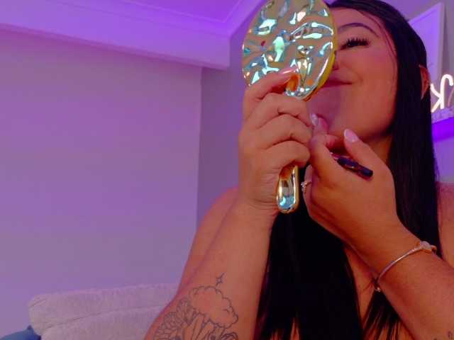 Kendalmiller live webcam show