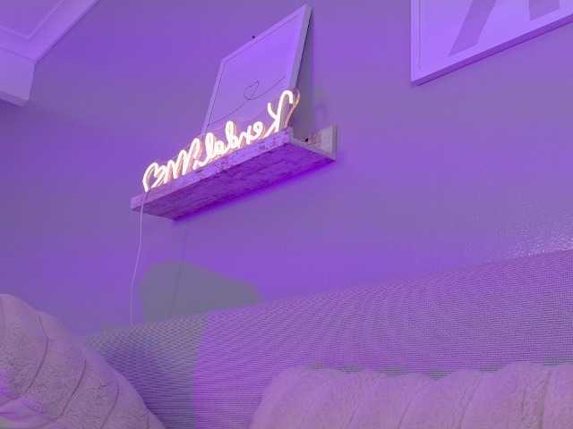 Kendalmiller live cam on BongaCams