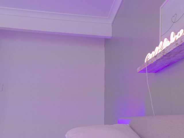 Kendalmiller live cam on BongaCams