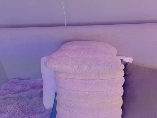 Kendalmiller live cam on BongaCams