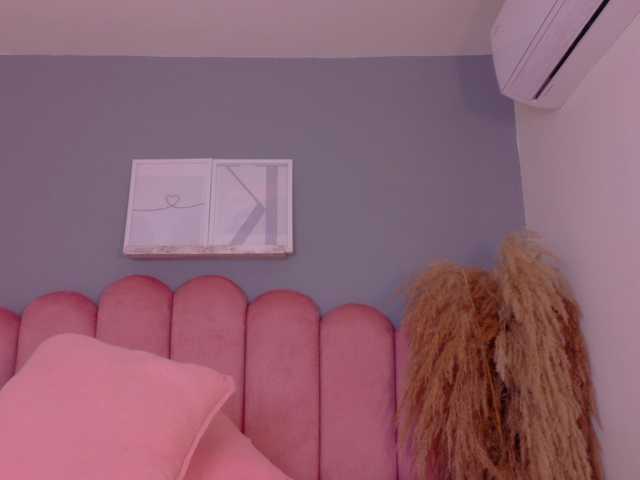 Kendalmiller live cam on BongaCams