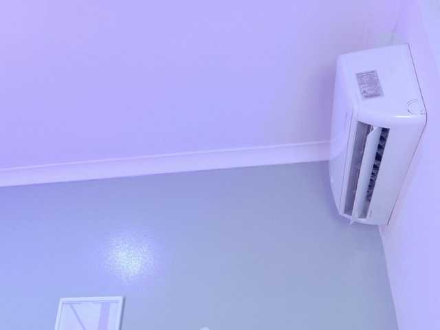 Kendalmiller live cam on BongaCams