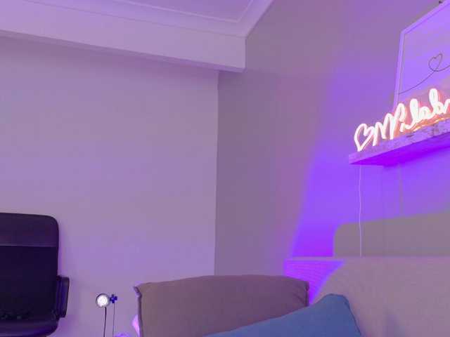 Kendalmiller live webcam show