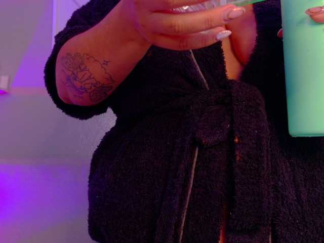 Kendalmiller live webcam show