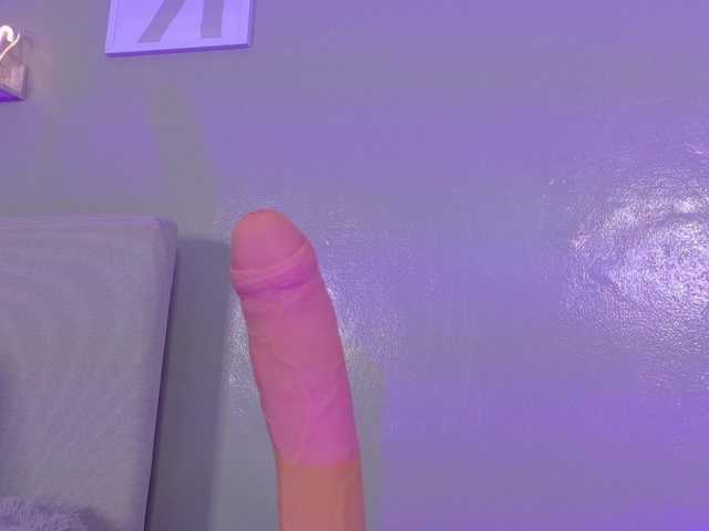 Kendalmiller live cam on BongaCams
