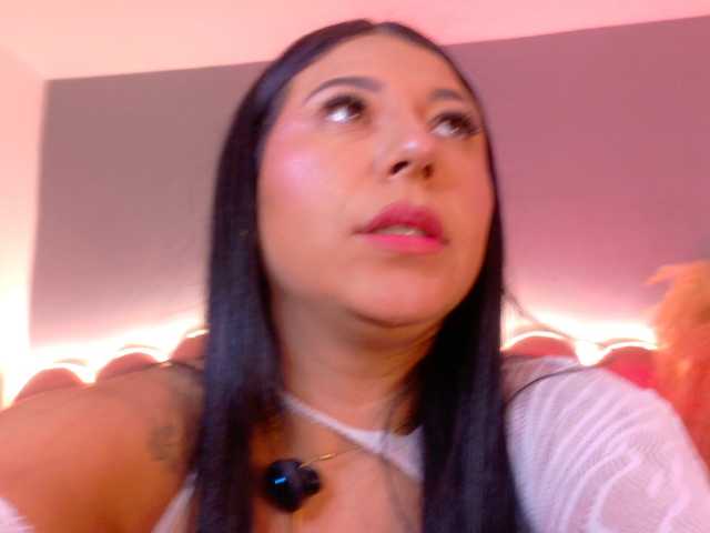 Kendalmiller, en vivo ahora en BongaCams