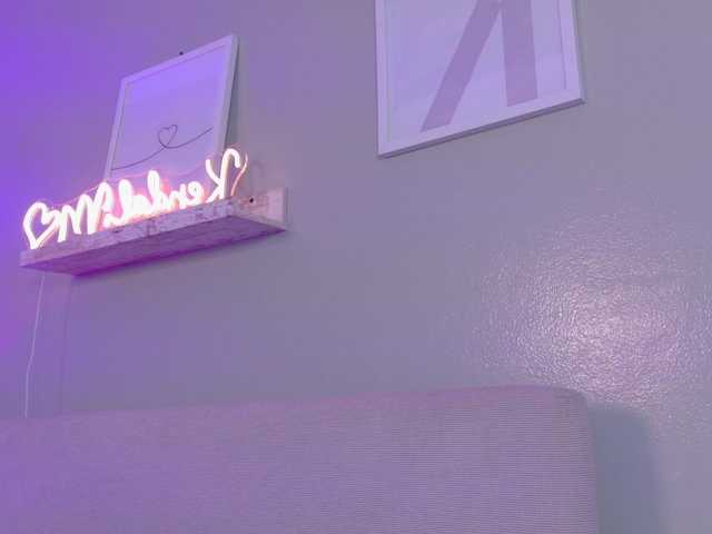 Kendalmiller live webcam show
