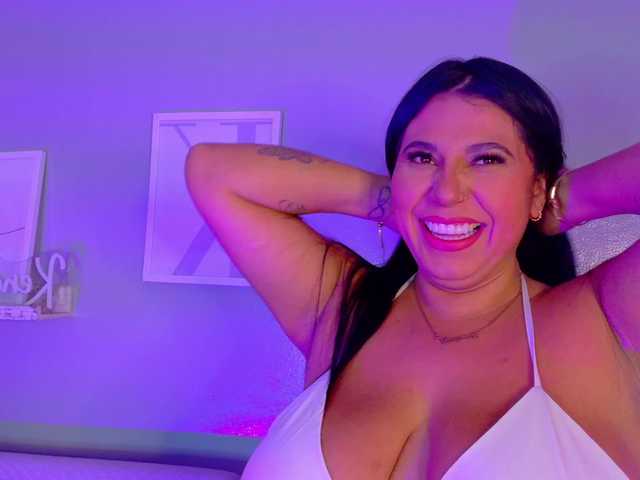 Kendalmiller live cam on BongaCams
