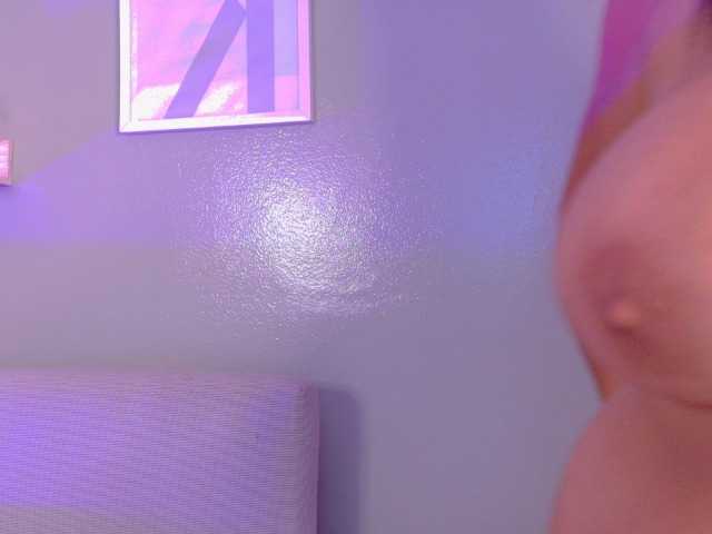Kendalmiller live webcam show