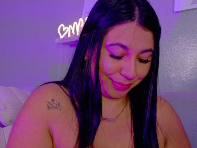 Kendalmiller live cam on BongaCams