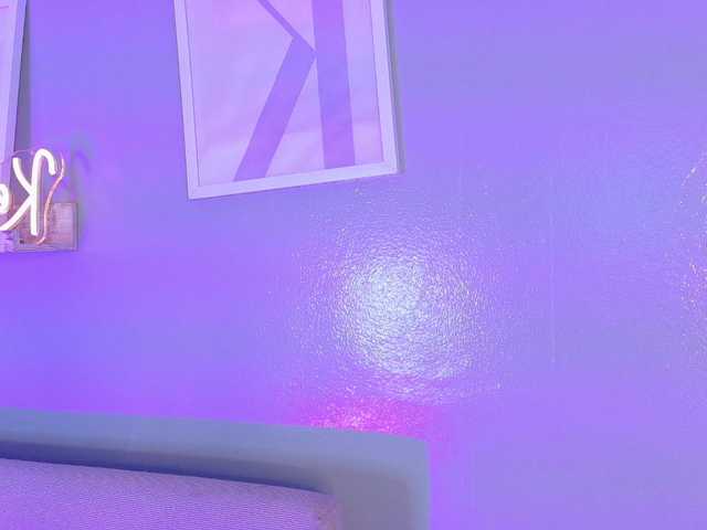 Kendalmiller live cam on BongaCams