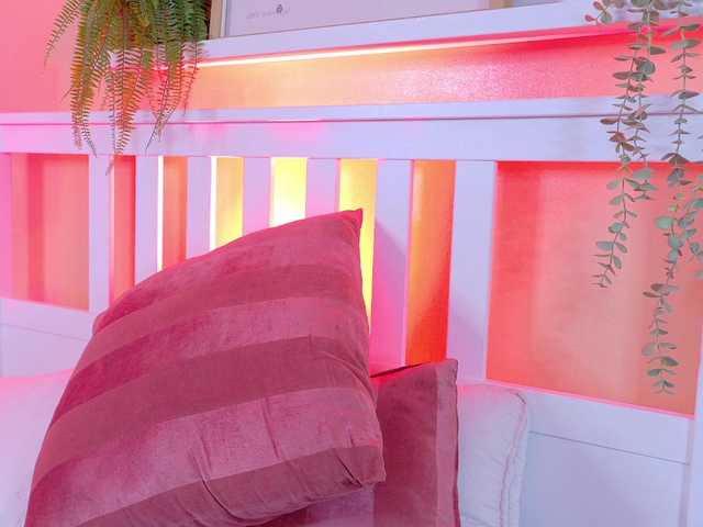 Kendalmiller's BongaCams show and profile