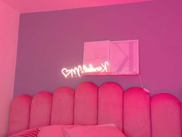 Kendalmiller live cam on BongaCams