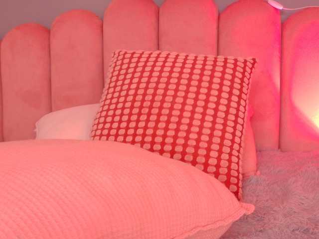 Kendalmiller, live now on BongaCams