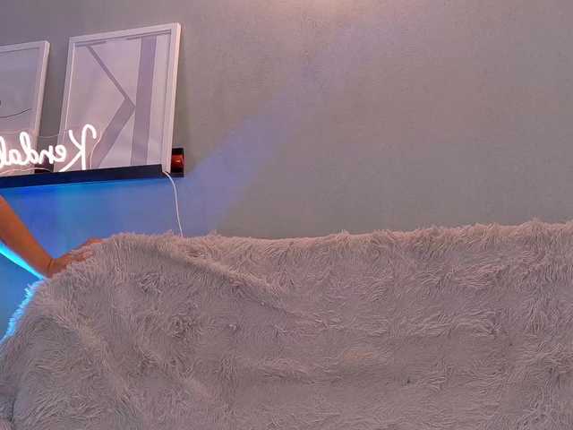 Kendalmiller live cam on BongaCams
