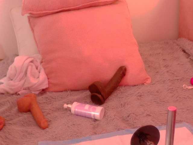 Kendalmiller live cam on BongaCams