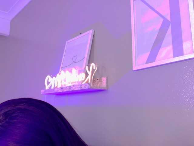 Kendalmiller live webcam show