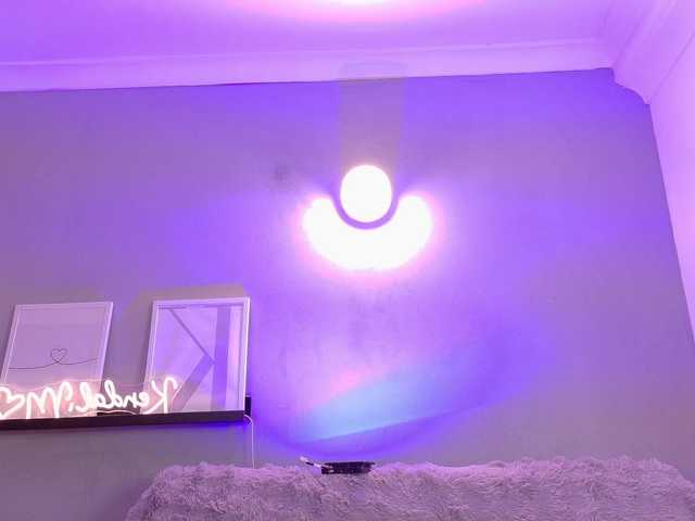 Kendalmiller live cam on BongaCams